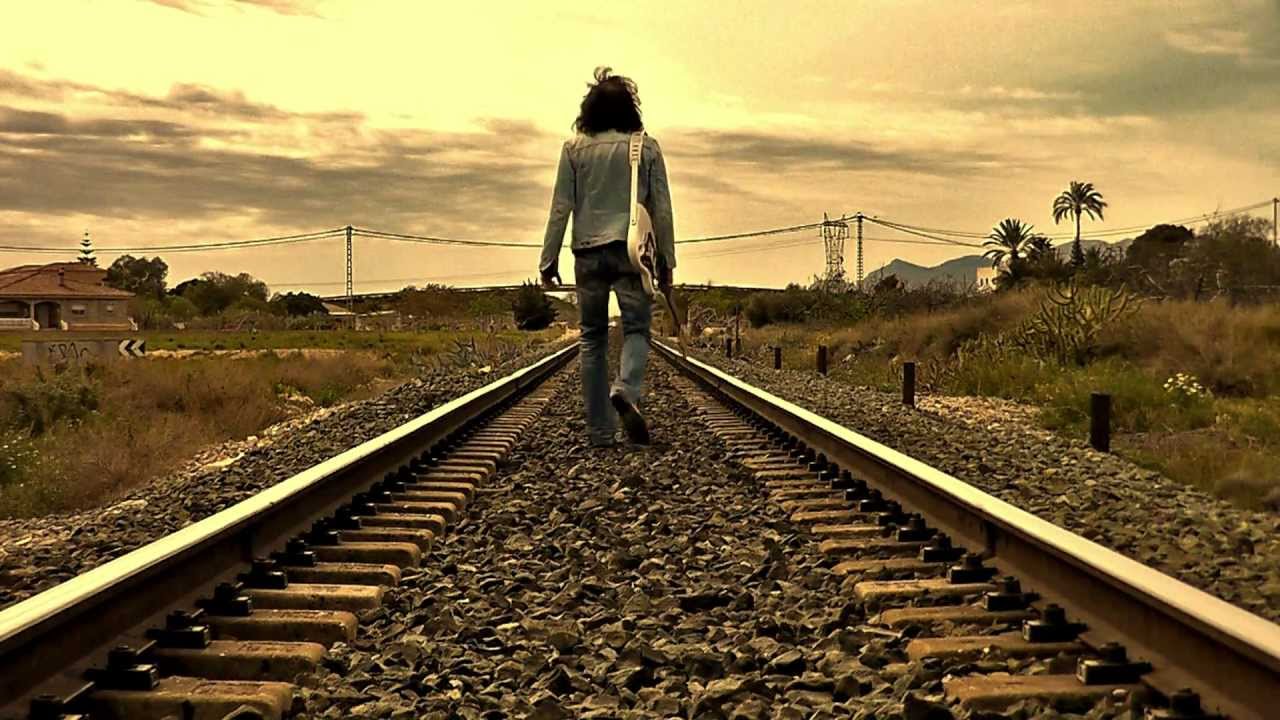 "MIL RECUERDOS" (Javier Mira)