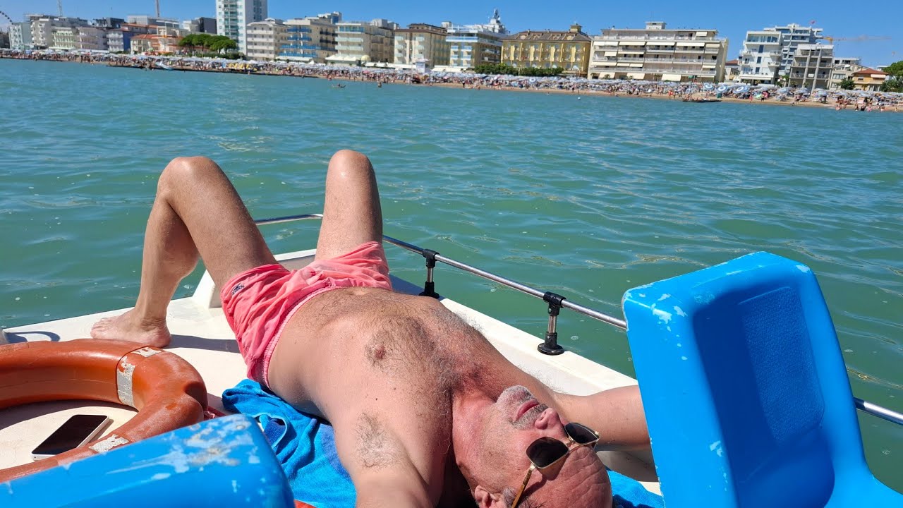 Италия море Адриатическое lido di Jesolo, стиль итальянцев 
