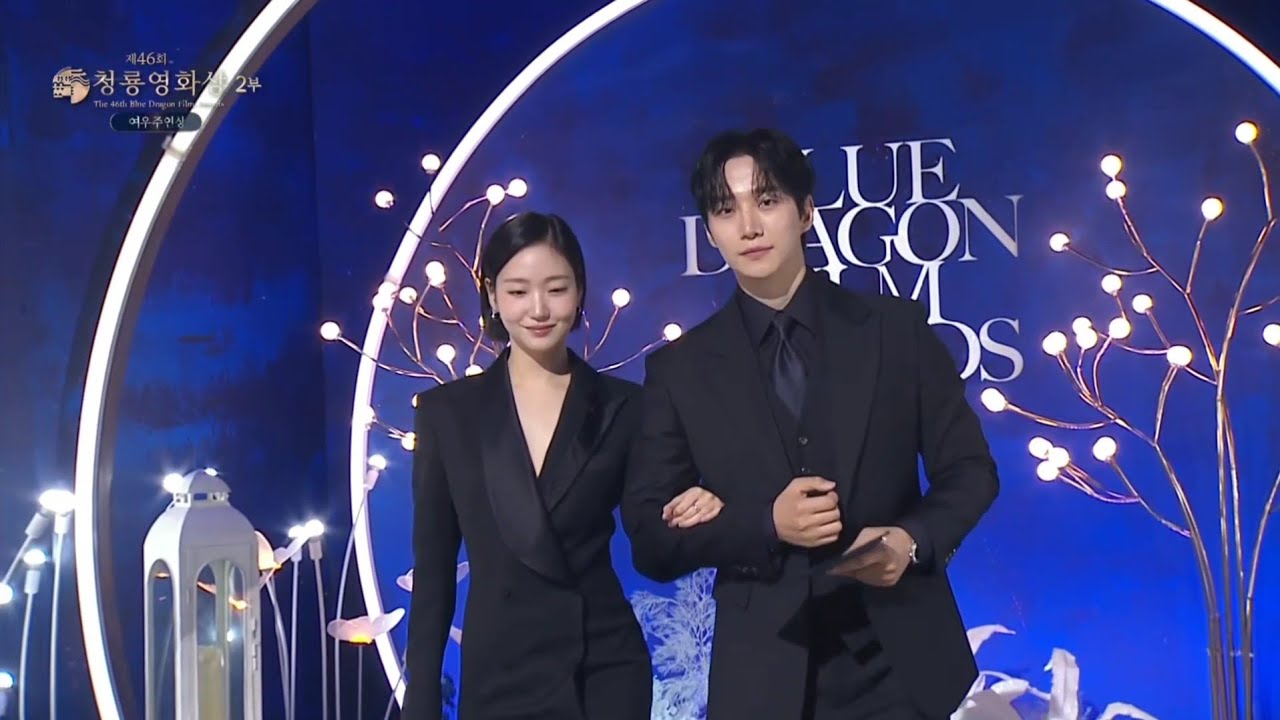 제 46회 청룡영화제 여우주연상 시상_ 김고은 & 이준호 _준호컷✂️  #이준호 #김고은 #LEEJUNHO #청룡영화제 #BlueDragonFilmAwards 