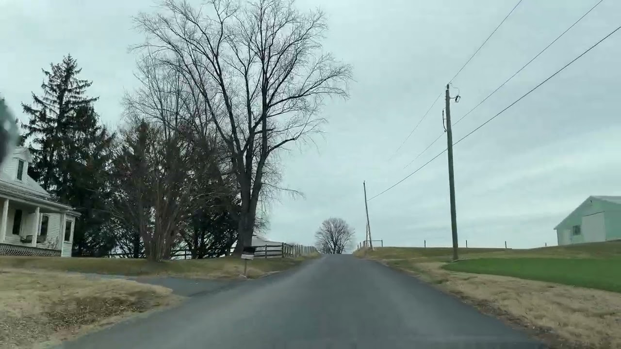 Evening drive in small town Virginia | Dayton town , Virginia
