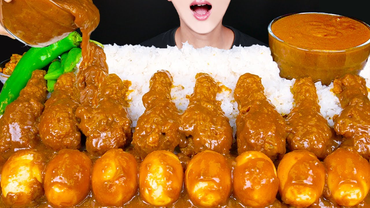 ASMR SPICY CHICKEN CURRY EGG CURRY RICE MUKBANG 카레치킨 먹방 辛いカレーチキン 咀嚼音 pedas kari ayam EATING SOUNDS