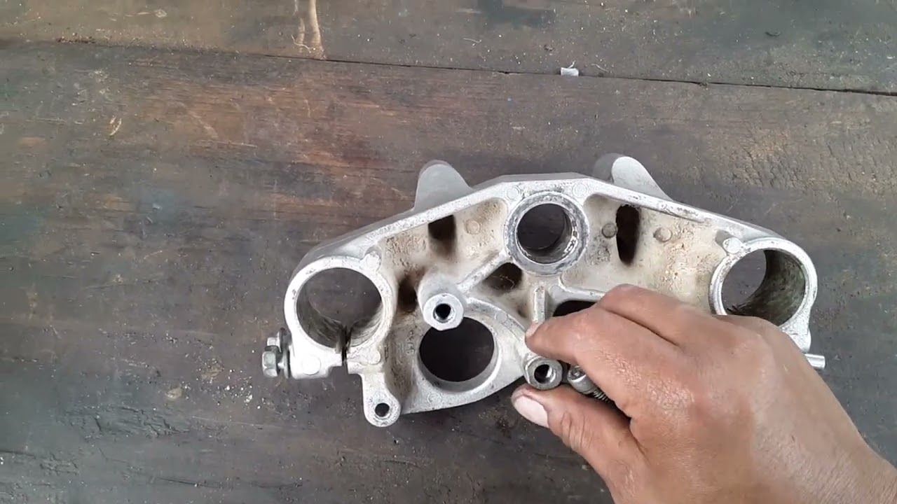 Un consejo antes de colocar tornillos de acero en aluminio.