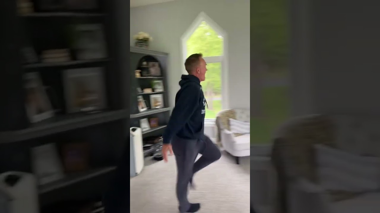 words can&rsquo;t explain what&rsquo;s going on #youtube #dance #family #funny #familydance #dad #shorts