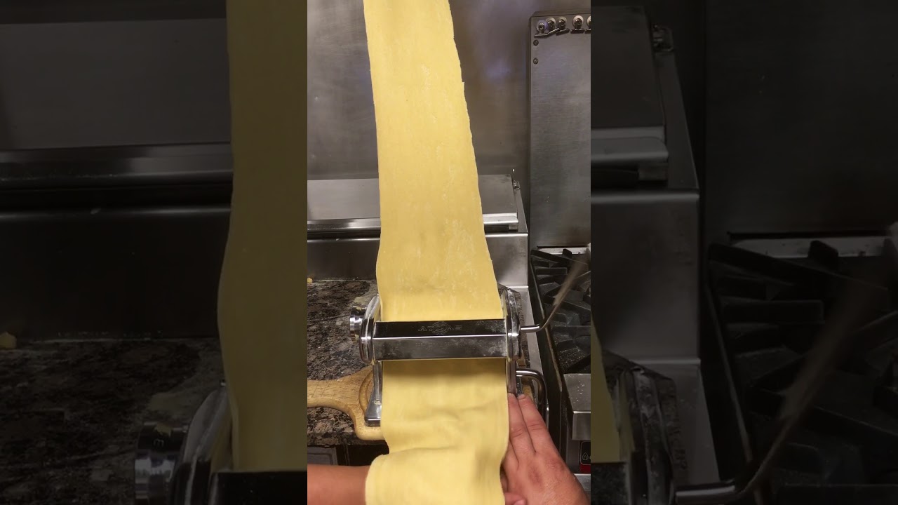 Making lasagna noodles