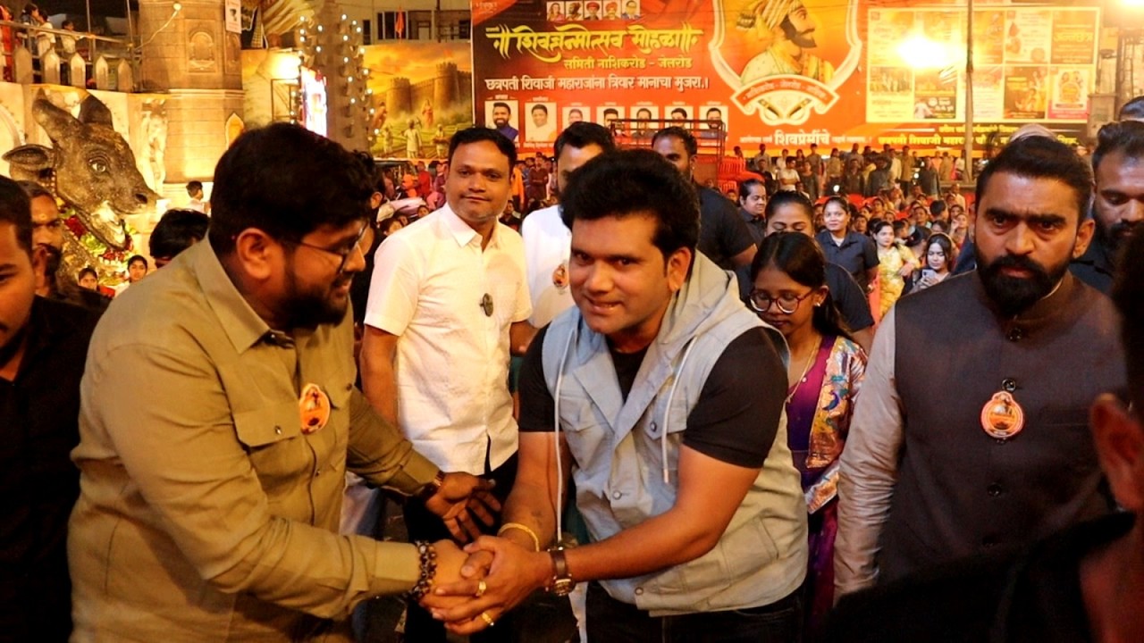 नाशिक येथील होम मिनिस्टर कार्यक्रमात क्रांतीनाना मळेगांवकर यांची दमदार एन्ट्री