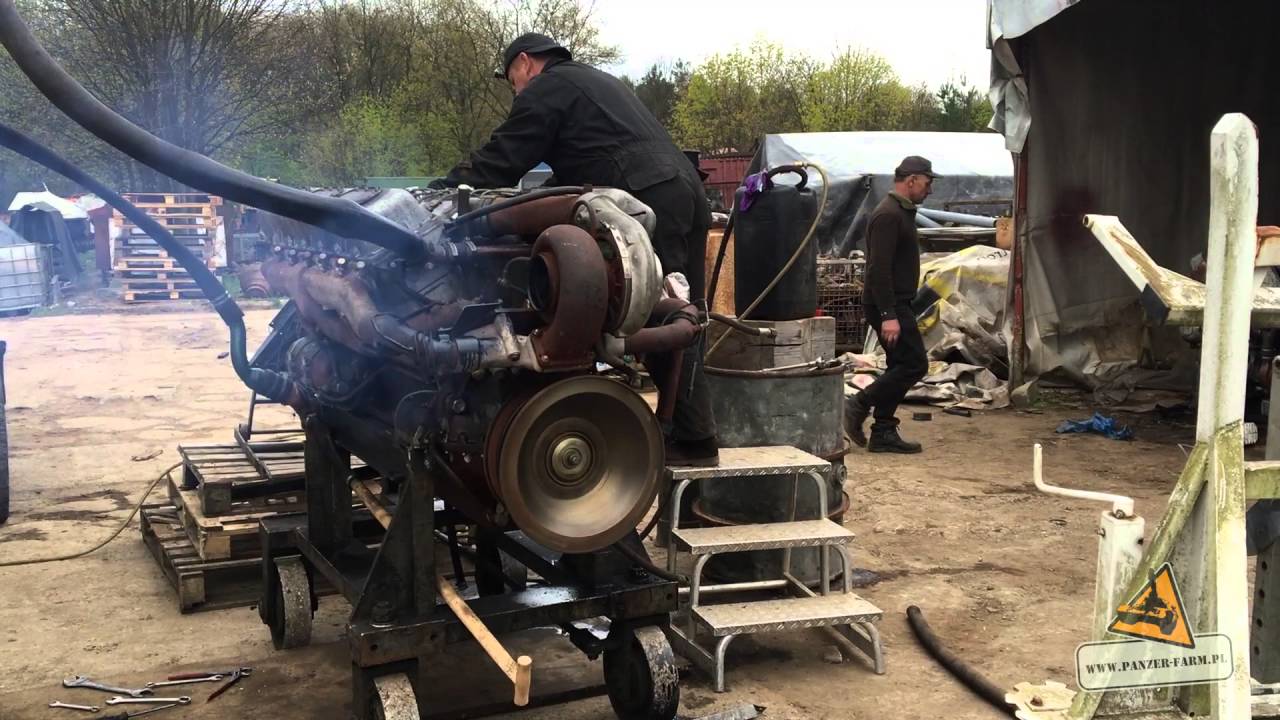Polish Tank Engine Prototype V12 DIESEL SUPERCHARGED