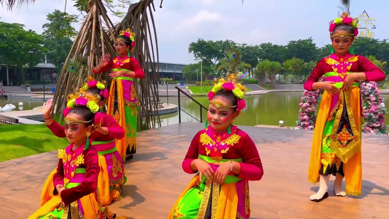 Uji Kompetensi Tari Tanjung Gemirang Kelas B1 Kelompok 6 