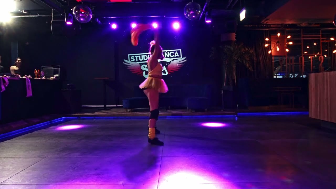 Twerking - first time