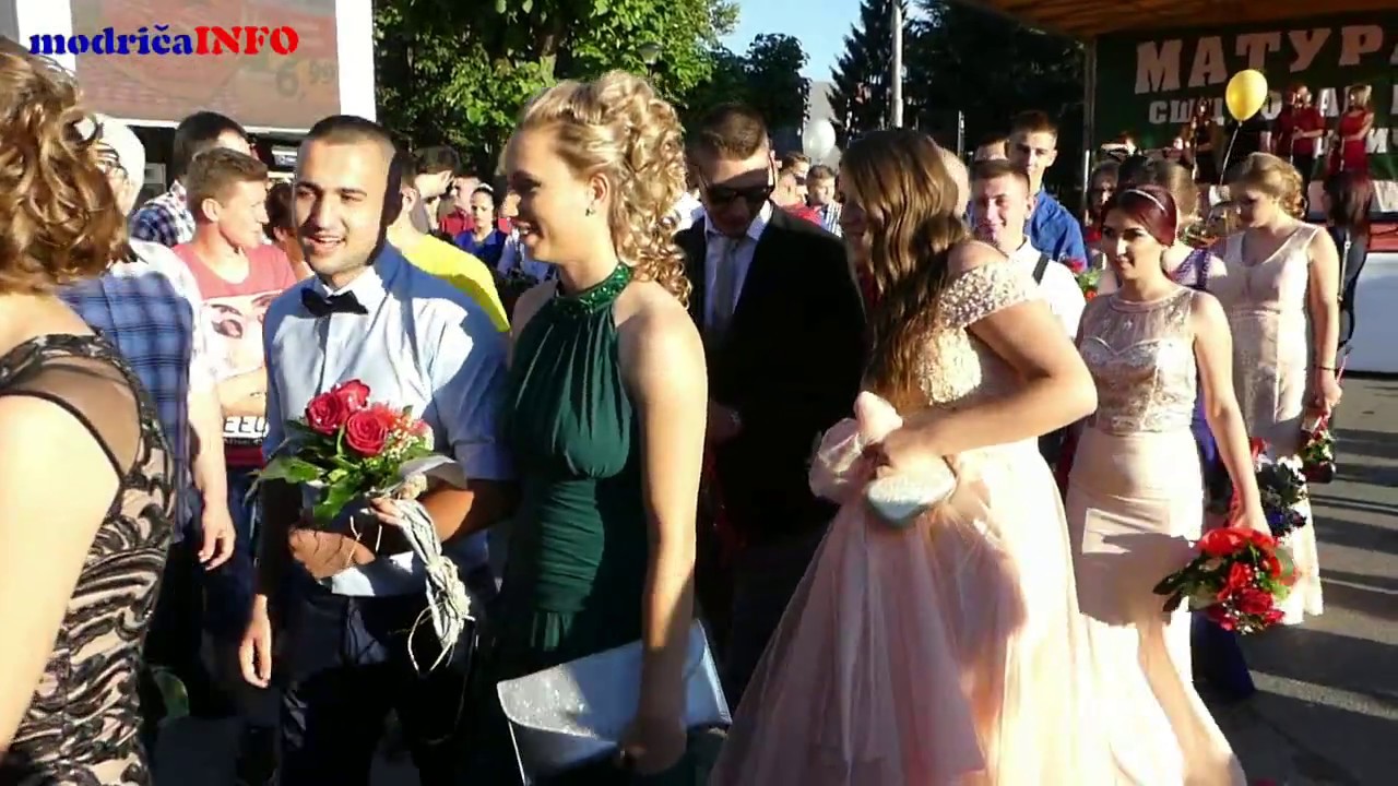 DEFILE MODRIČKIH MATURANATA 2017
