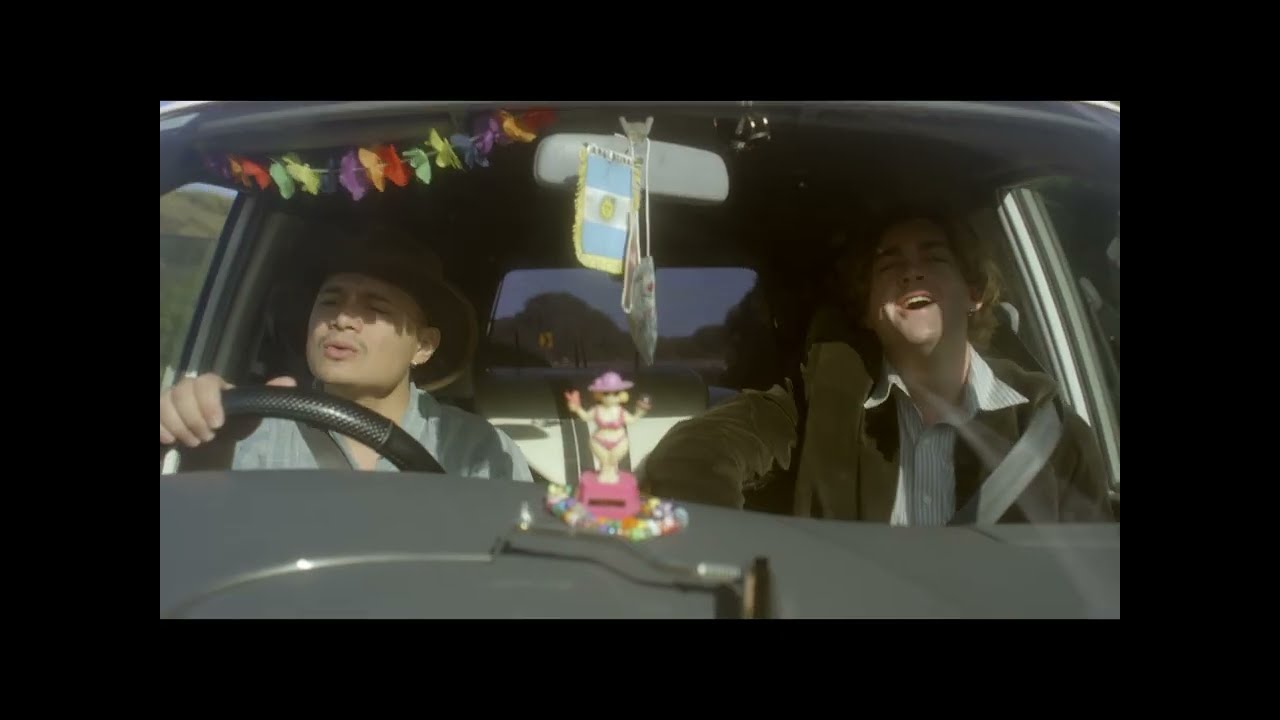 Pretty Moi - Coast to Coast (Official Video)