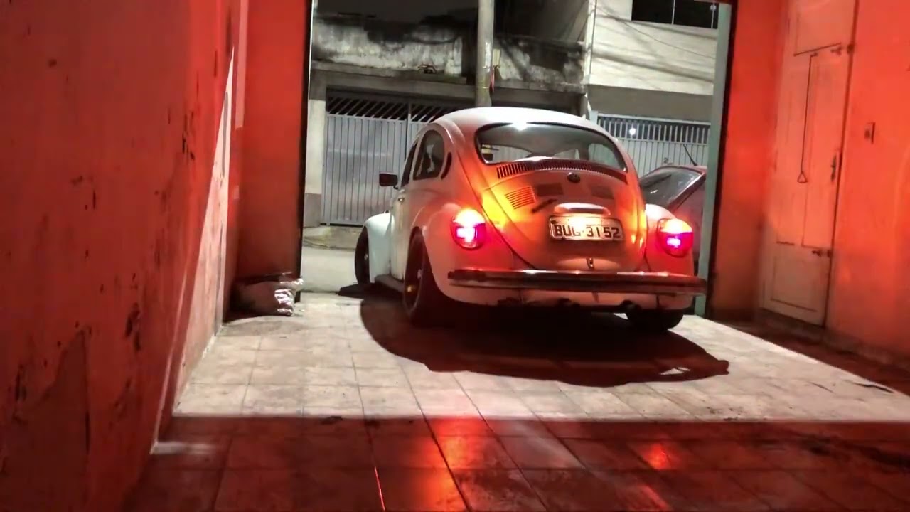 GUARDANDO FUSCA COM ESCAPAMENTO DIRETO 4X2 (sem abafador) - JHN Movies