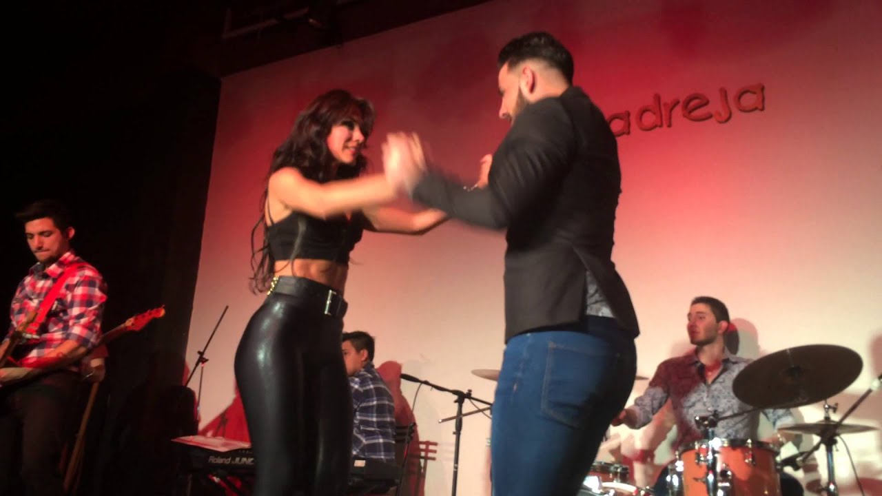 Daniel y Desiree - Bachata Sensual Comadreja Congress 2015 Argentina