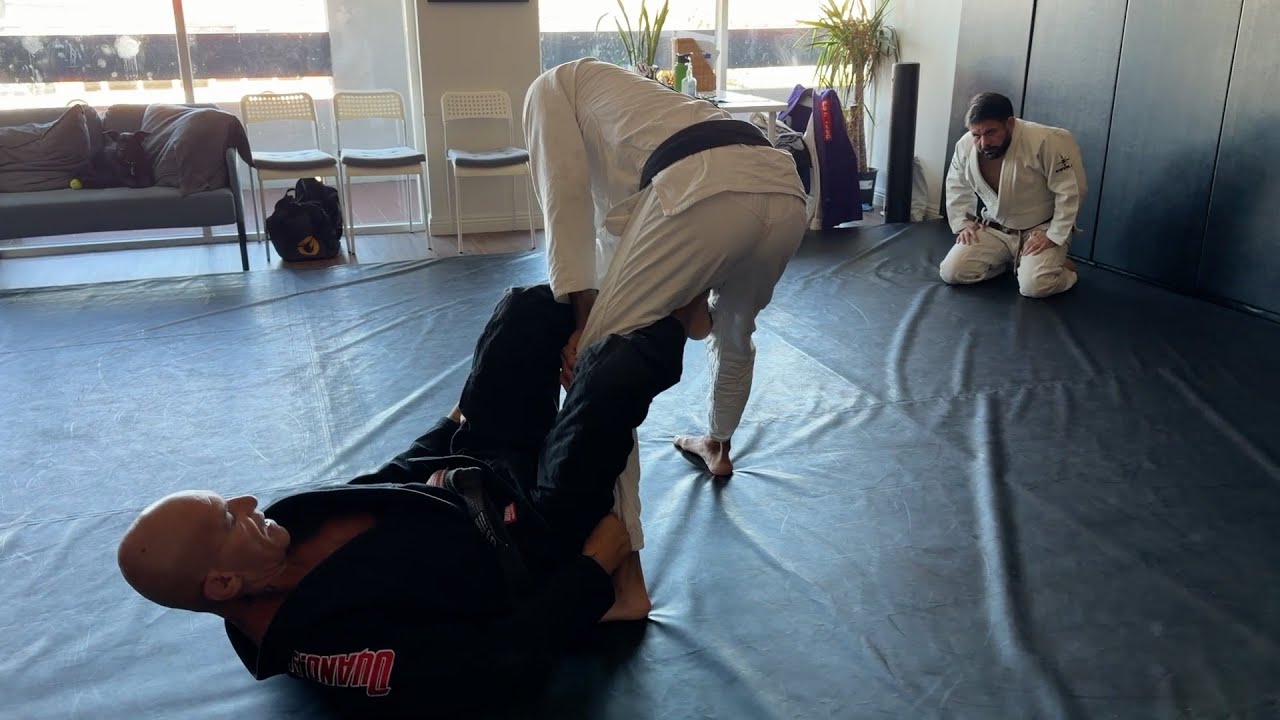 Simple De La Riva Sweep