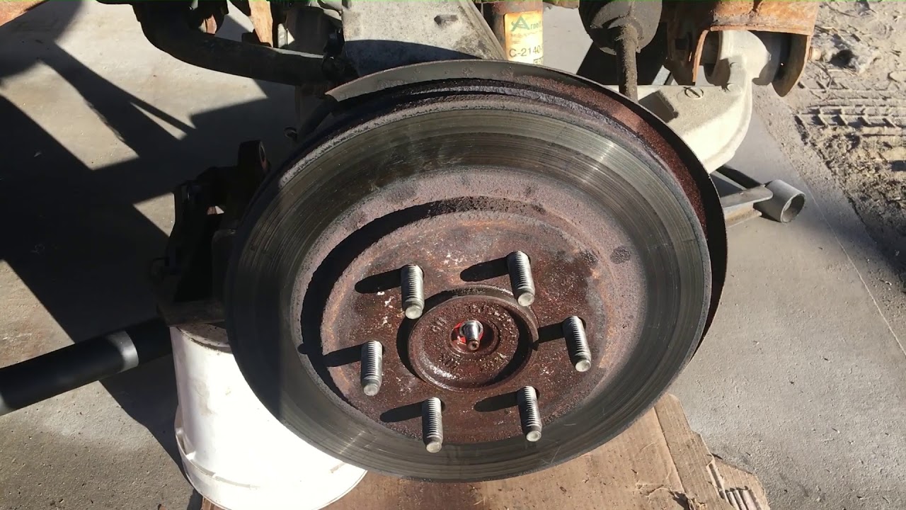Front hub and bearing removal Ford Expedition 4x4 2003