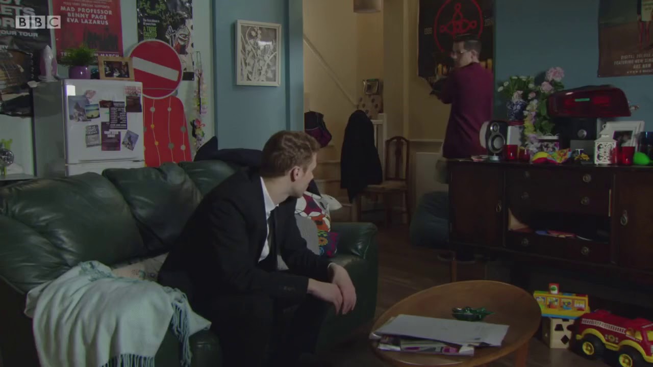 Eastenders.. Ben Impersonates His Dad Phil Mitchell, 23/10/17