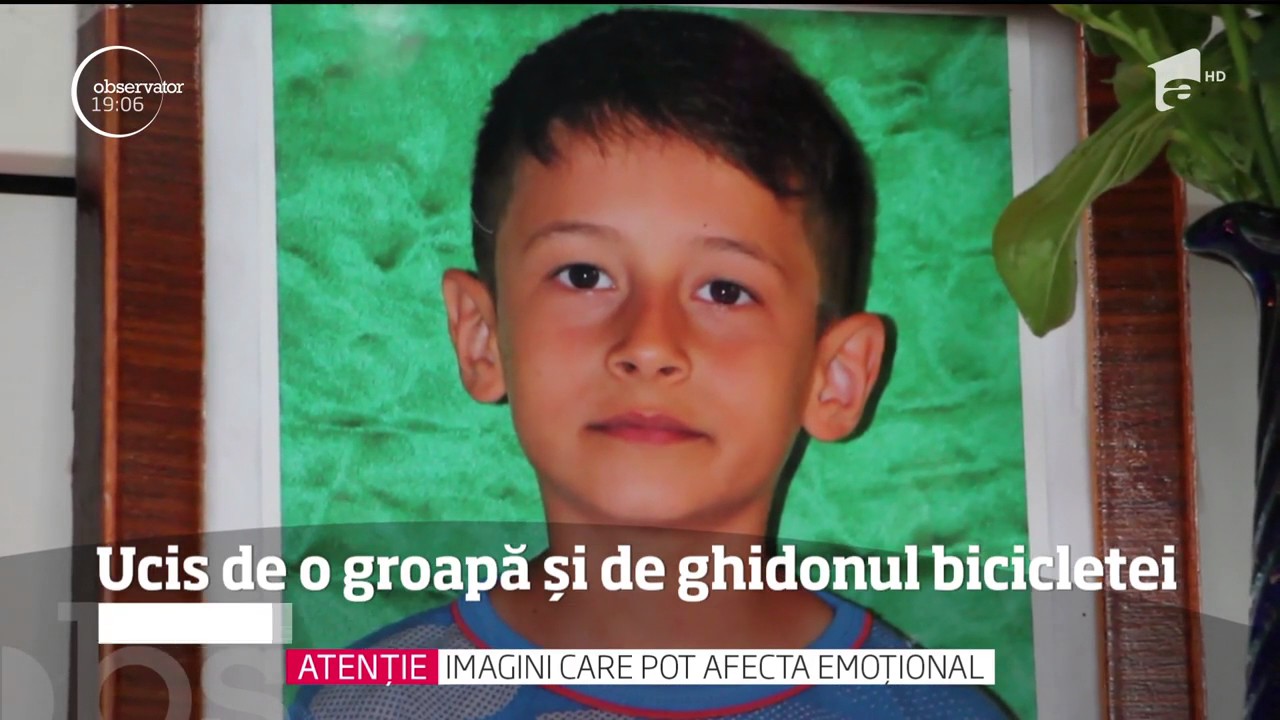 Un simplu joc a ucis un copil de nouă ani. Băiatul a căzut de pe bicicletă