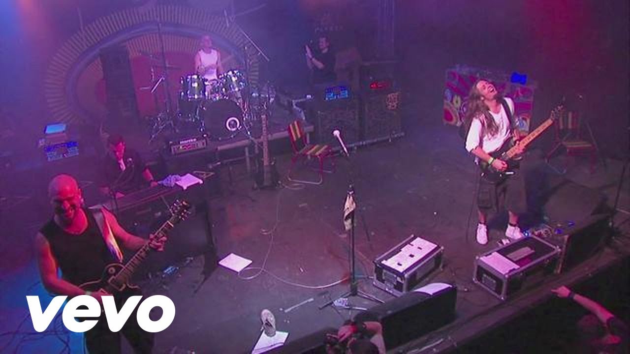 Leander Rising - Szomorú vasárnap (Live)