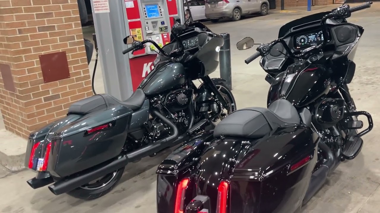 Two sick 2025 Harley Road Glide#harleydavidson 
