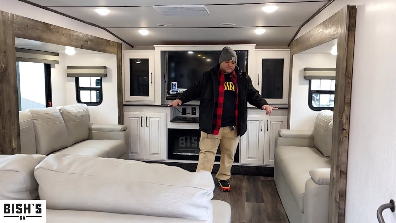 2022 Heartland Bighorn Traveler 38 FL Fifth Wheel • Bishs.com
