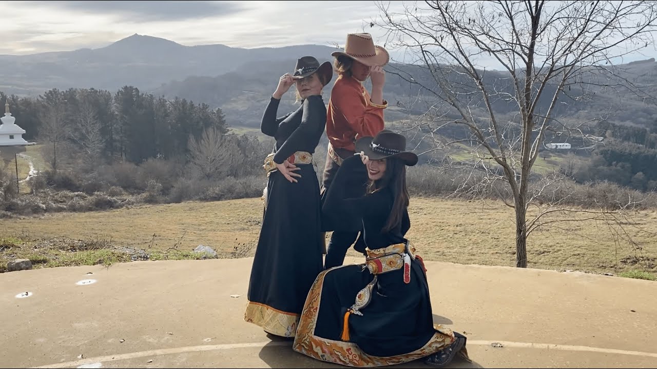 NEW TIBETAN DANCE!! Song Sha Yumu Shay by Gyatso [GY]