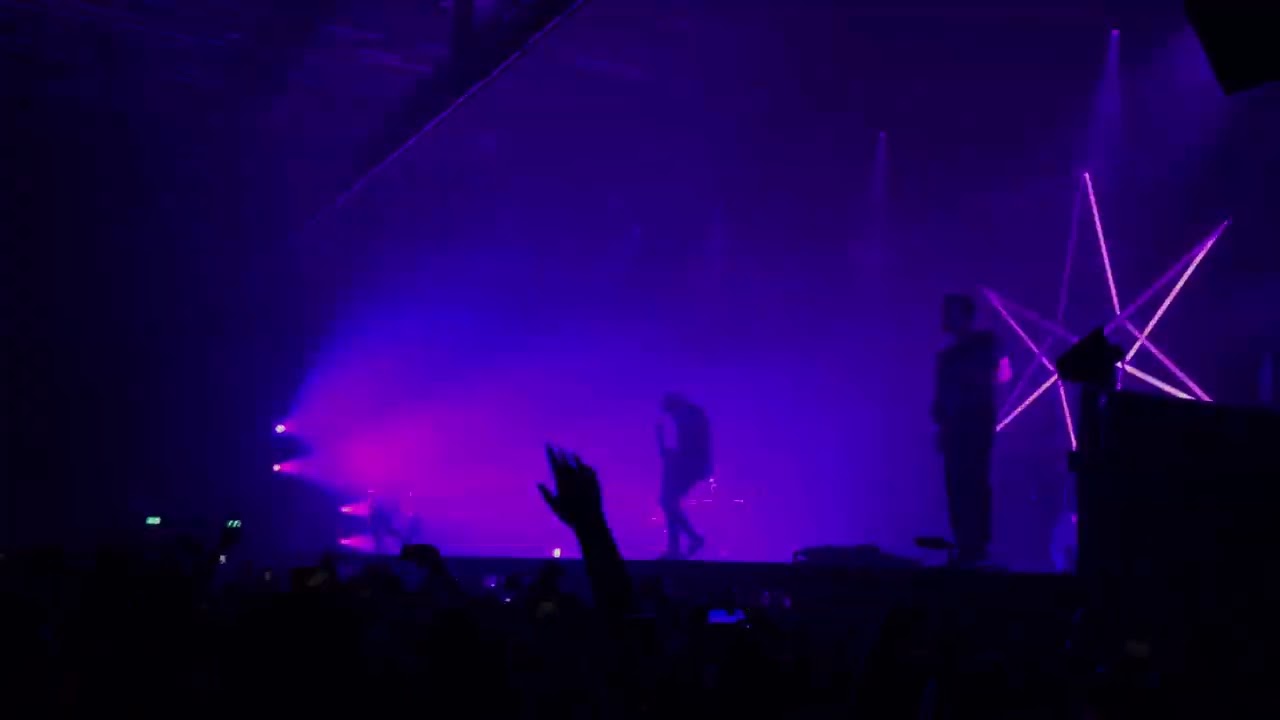 Bring Me The Horizon – Can You Feel My Heart (Live at Mitsubishi Electric Hall, Düsseldorf 2018)