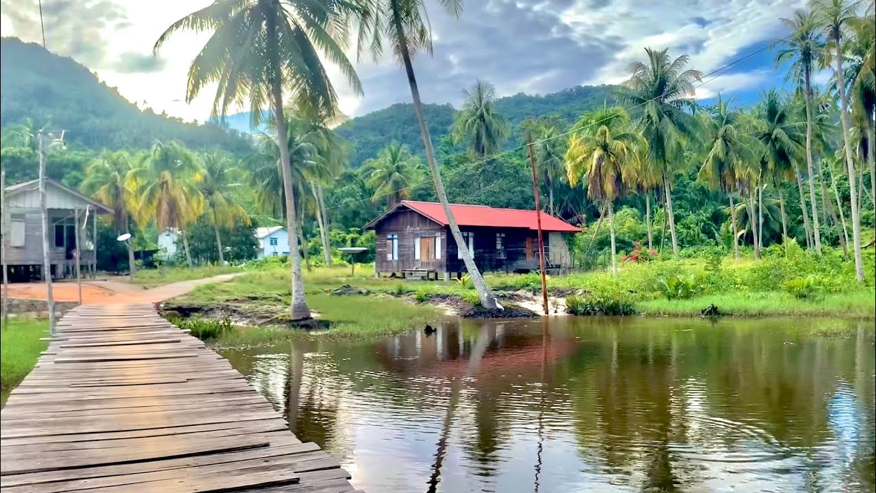 SUASANA DAMAI DI PERKAMPUNGAN MELAYU PULAU JEMAJA, ALAM NYA MASIH ASRI NAN INDAH