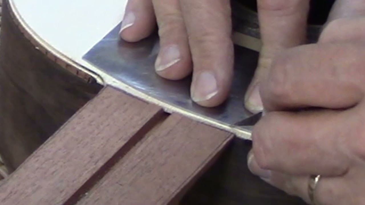 Classical Guitar Construction, Part 12: Binding