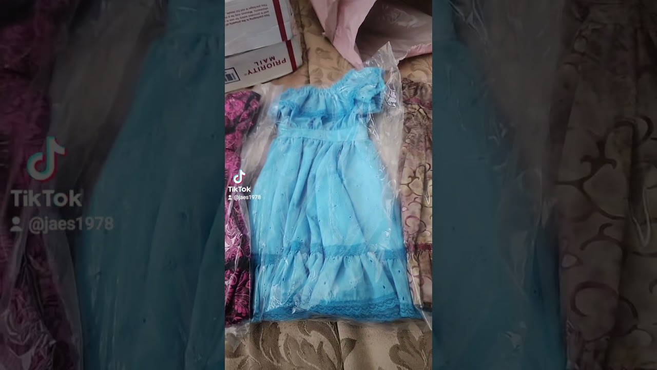Unboxing for the dollies