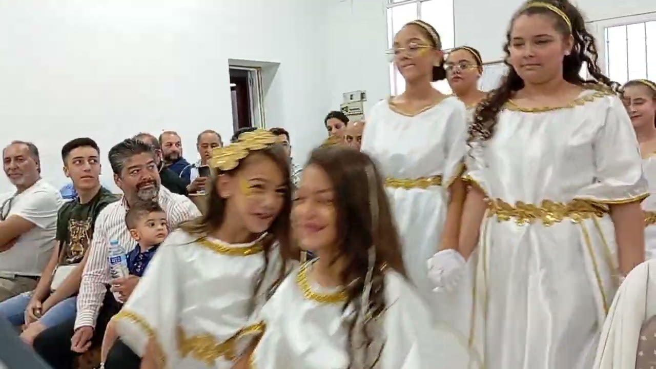 iglesia de alcazar de san juan danza de las niñas del mini coro una bendición 🙌🙌🙌