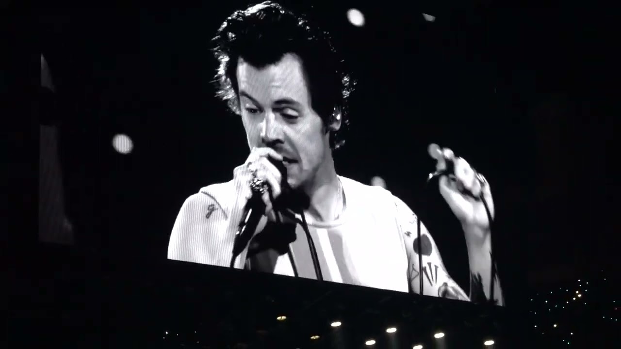 Harry Styles - Sign of the Times - Chicago - United Center 10/9/22