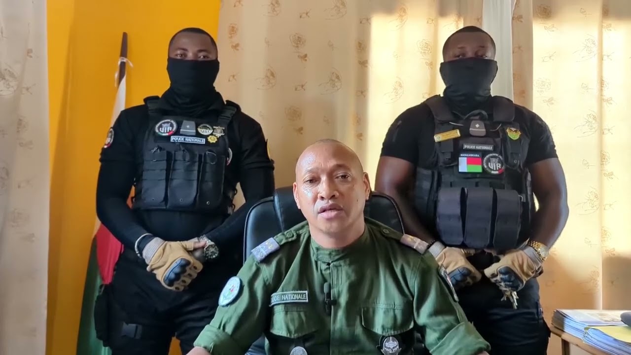 Tratra ireo Mpanendaka