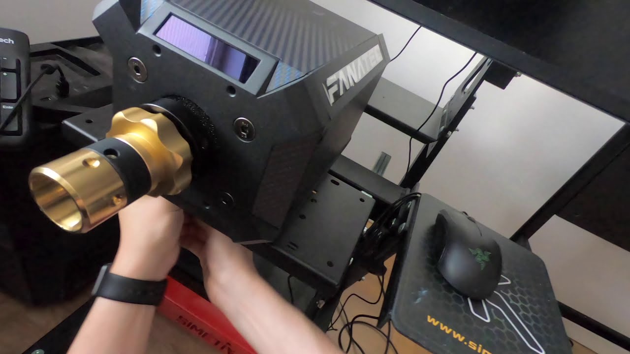 Подробная распаковка Fanatec Podium Racing Wheel F1 DD1