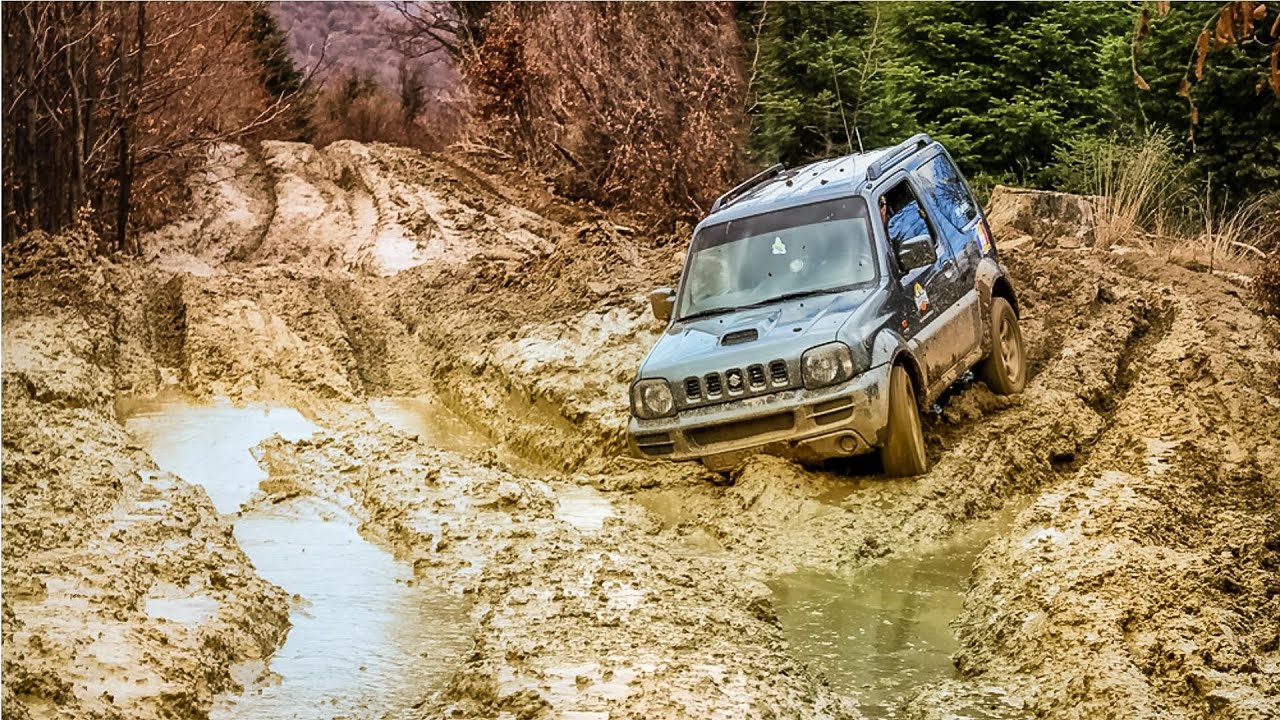 Suzuki Jimny na Lama - Compilação