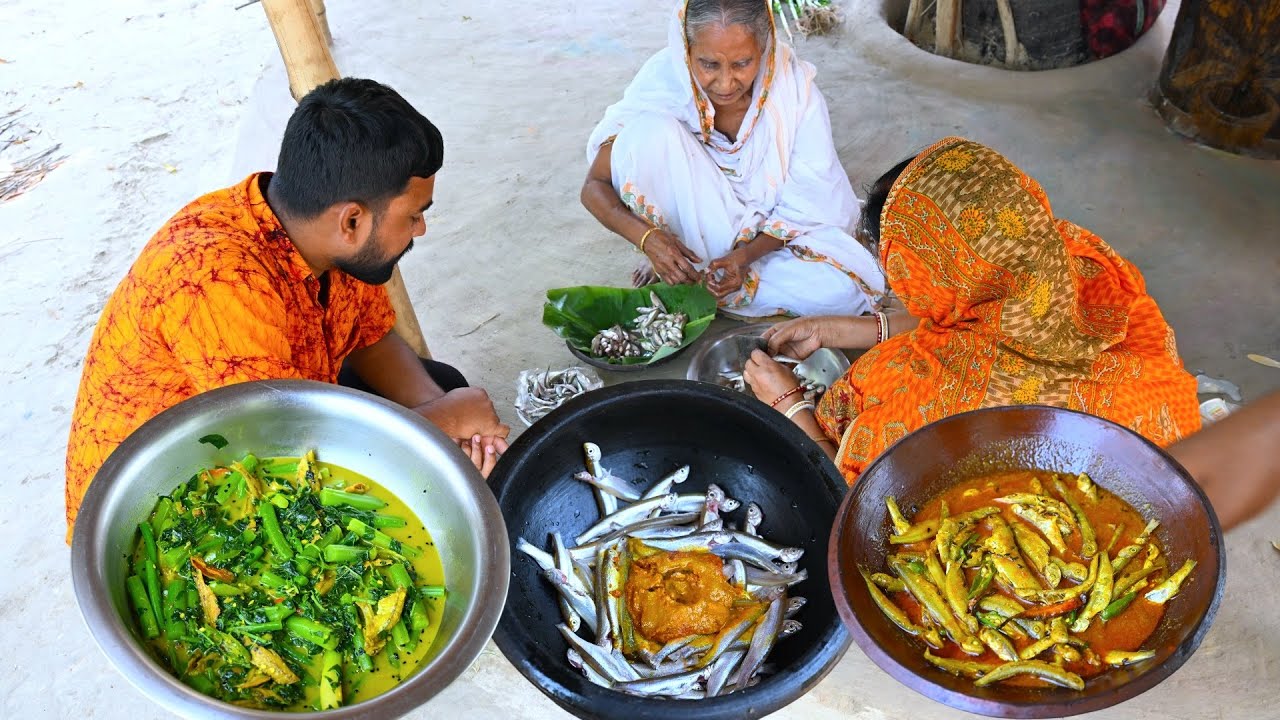 নদীর তাজা ছোয়া মাছ রান্না সঙ্গে ডাঁটাশাক দিয়ে পুকুরের মোরলা মাছের ঝোল | River fresh small fish curry