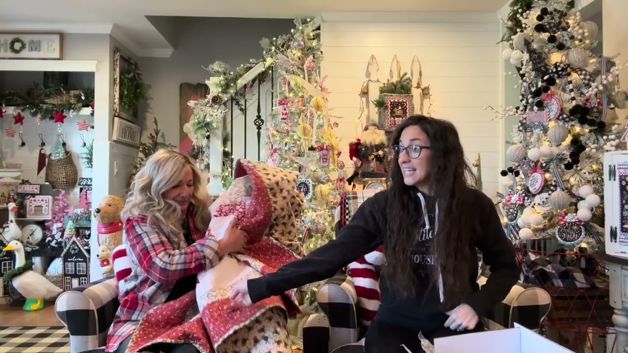Flosstube #430:Priscilla & Chelsea-The Real Housewives of Cross Stitch 