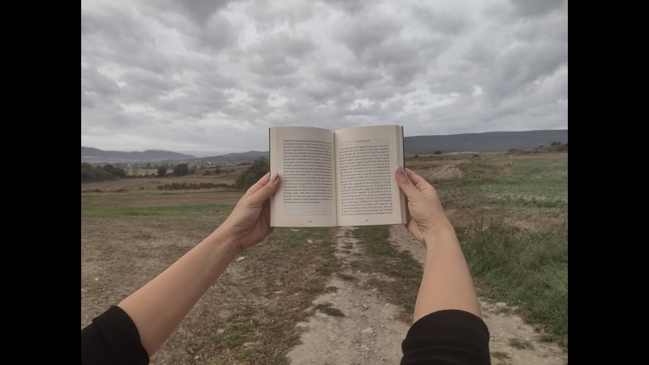Noche de los Libros 2021: Prólogo del “Elogio del Caminar” de David Le Breton, por iara Solano.