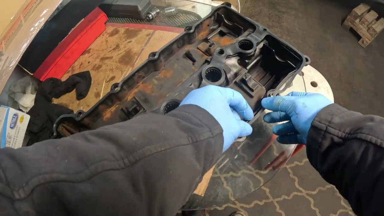 2014 Mitsubishi RVR Valve Cover Gasket Replacement