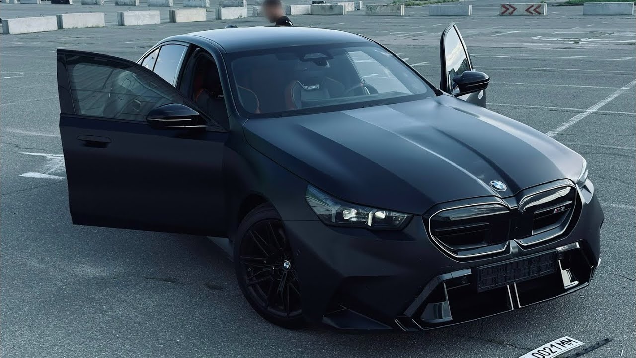 МАЖОРЫ КУПИЛИ НОВУЮ M5 G90! НОВАЯ М5 - Г*ВНО? ШАШКИ НА G90
