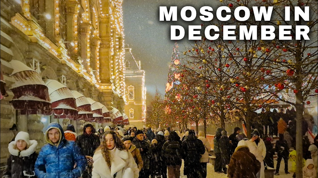 Moscow Christmas Markets - Walking in Red Square