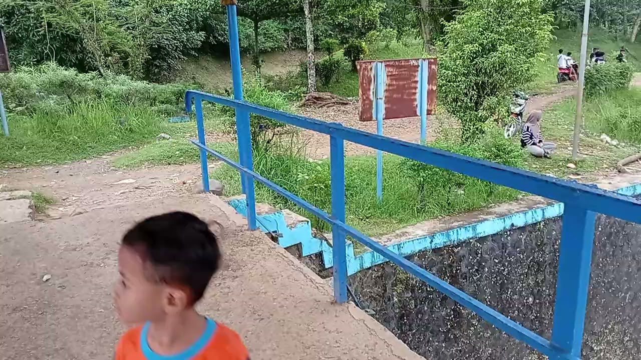 Jalan jalan di bendungan Leis kejene tugu Randudongkal pemalang