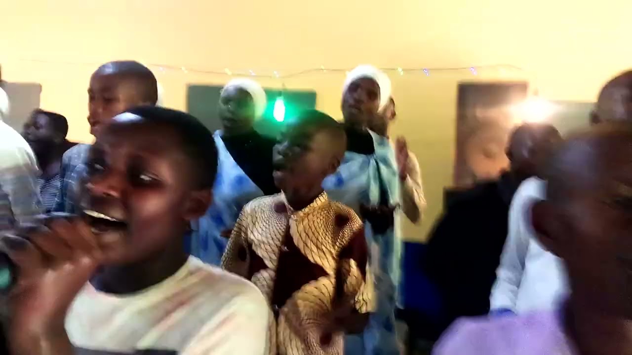 Waraturinze by choir abategereje itorero rya rutare ngororero 