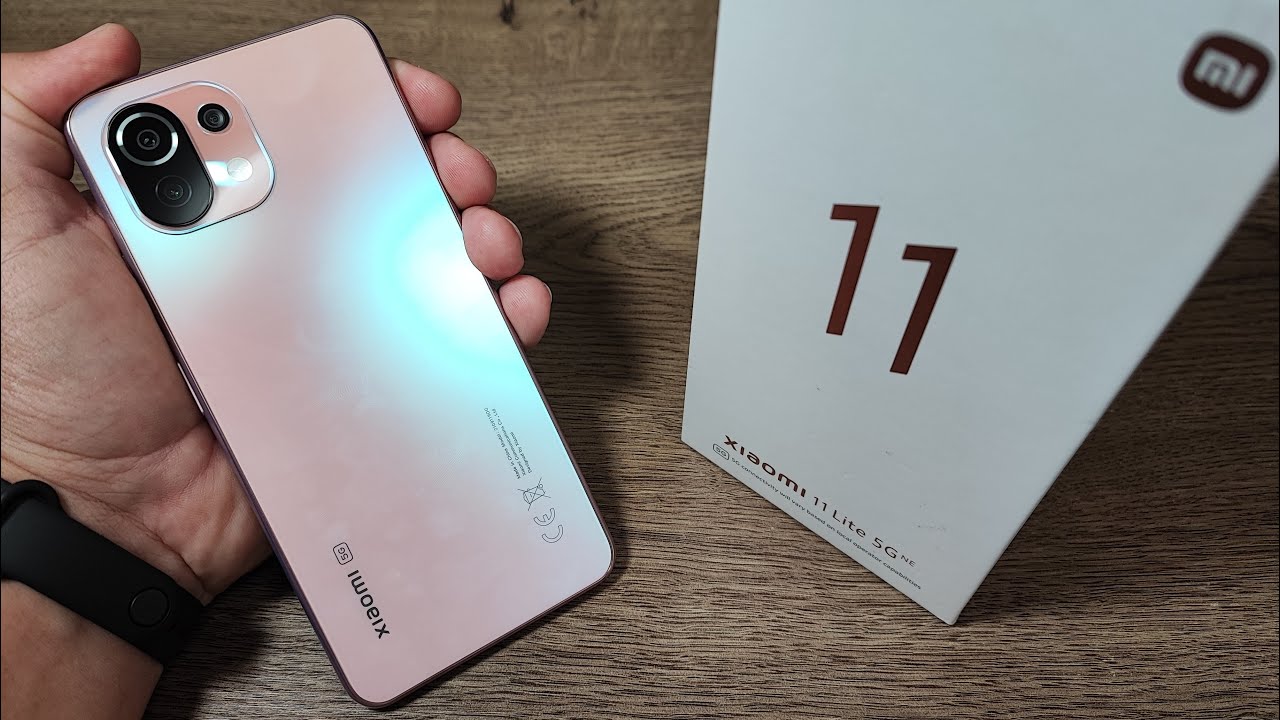 Обзор Xiaomi Mi 11 Lite 5G NE спустя 1 год использования! Все плюсы и минусы для меня!
