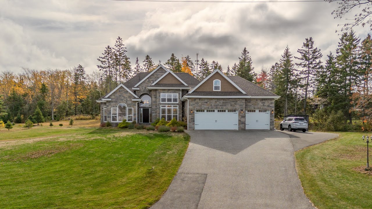 7 Liam Court, Quispamsis, NB. Charlotte Pierce Keller Williams Capital Realty
