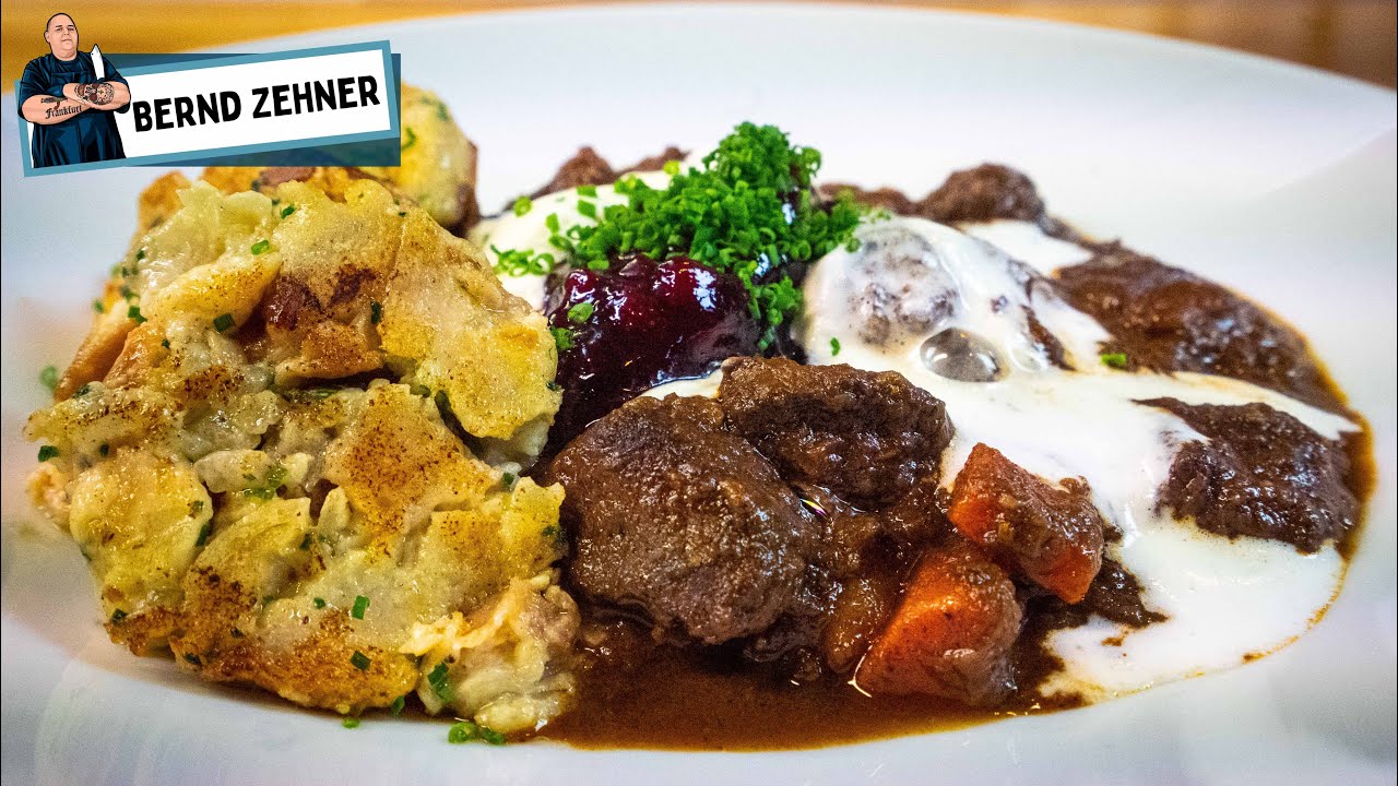 Das perfekte Hirschgulasch mit spezieller Gewürzmischung | Jäger und Koch am Herd