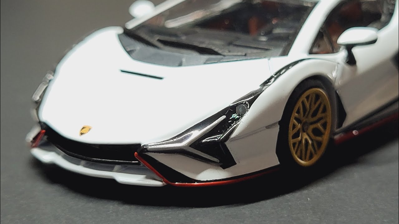 1/64 Lamborghini Sian FKP37 | Hung Hing Toys