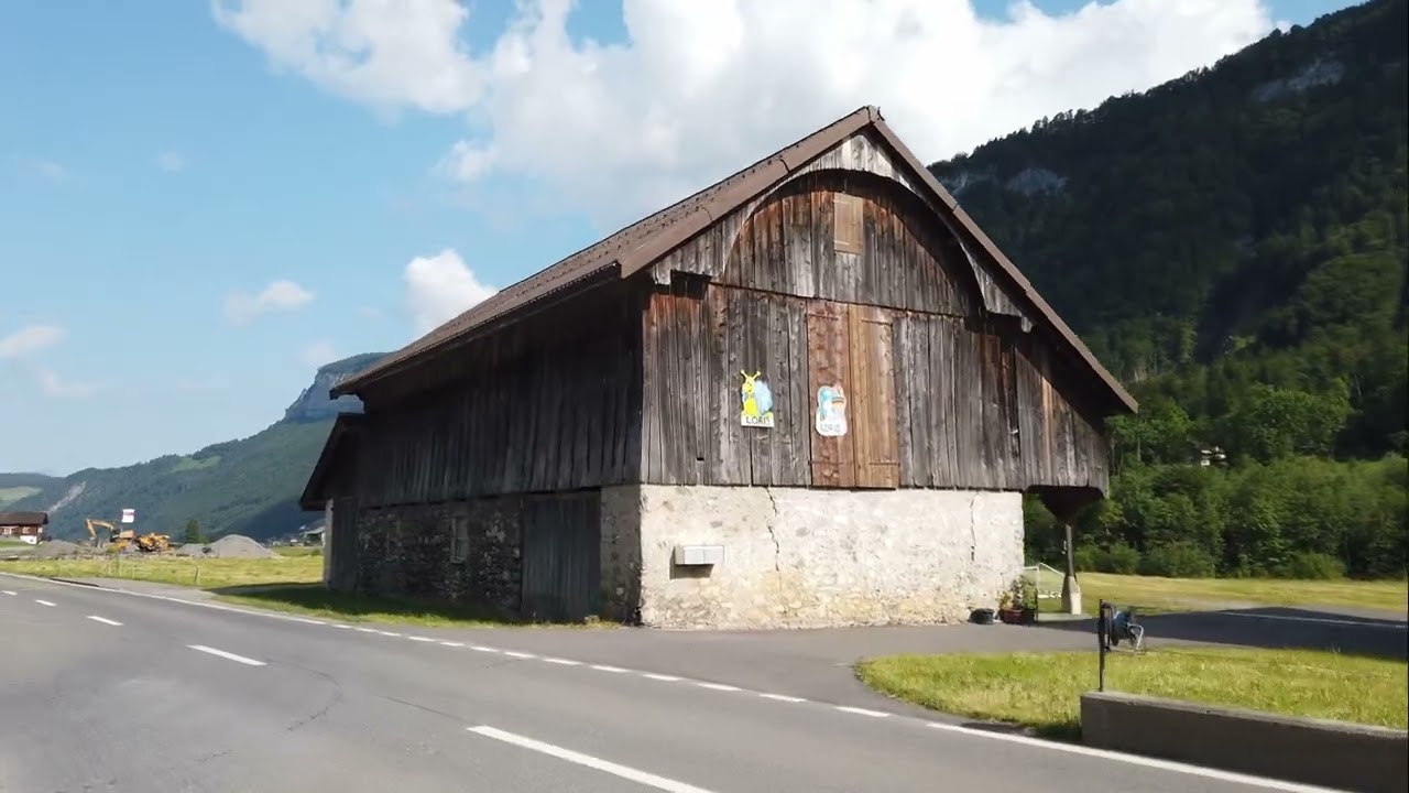Muotathal Dorf und Ried 4K
