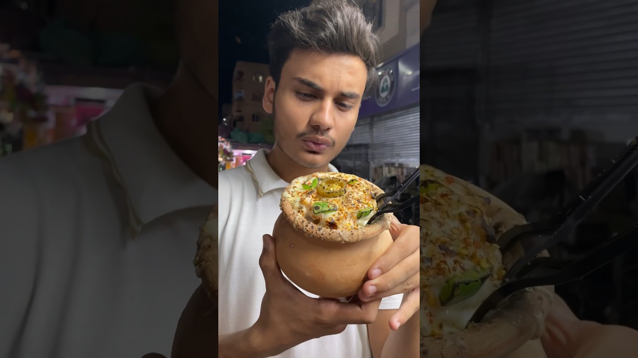What&rsquo;s your favourite street food in Karachi? #foodshorts #foodstagram #food #frenchfries #cheesy