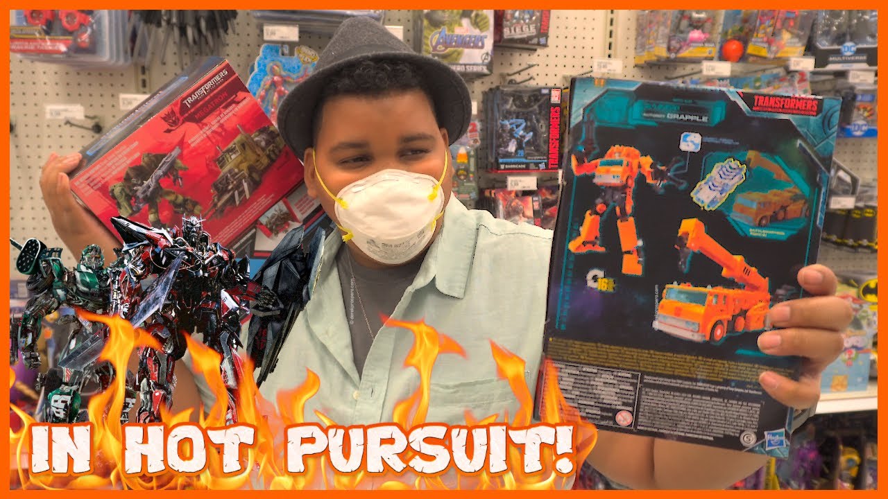 IN HOT PURSUIT OF NEW WAVE 9 FIGURES! | SENTINEL & OFFROAD BEE WILL BE MINE! [Epic Toy Hunting #57]