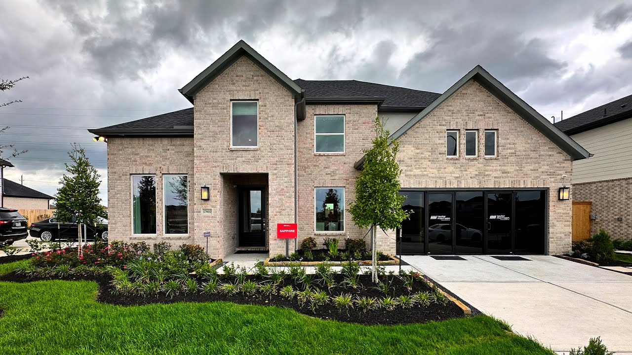 4-5 Bed, 3.5 - 4.5 Bath, 2-4 Car, 3367 SqFt in Texas!