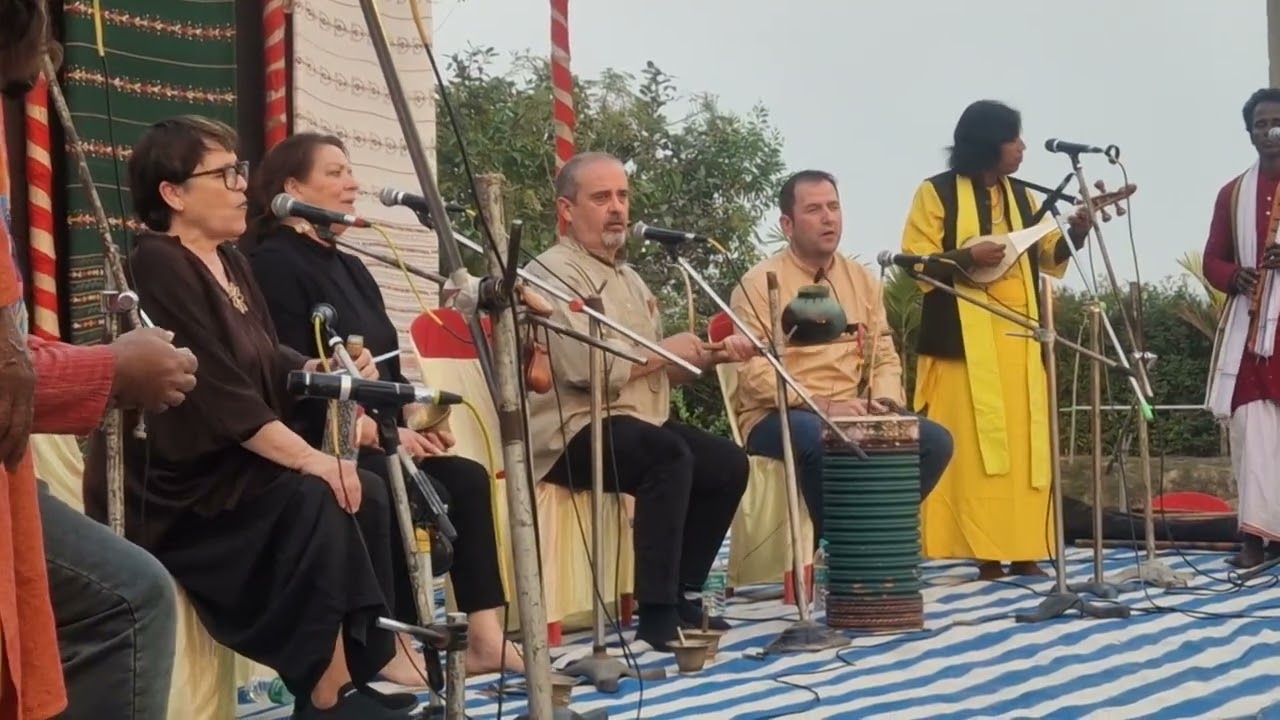 Vigüela en Bannabagram. Festival Sur Jahan. Colaboración con músicos baul